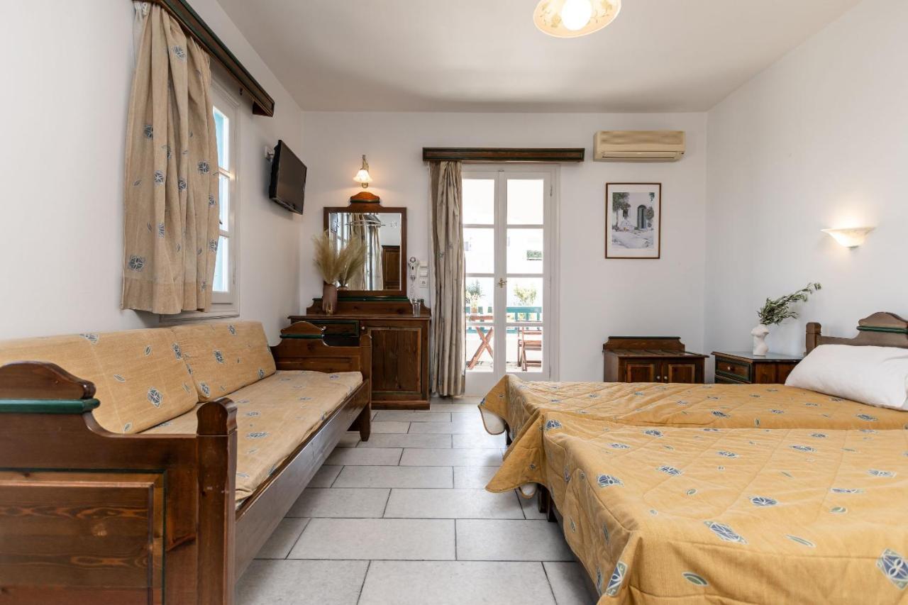 Golden Silence Apartment *