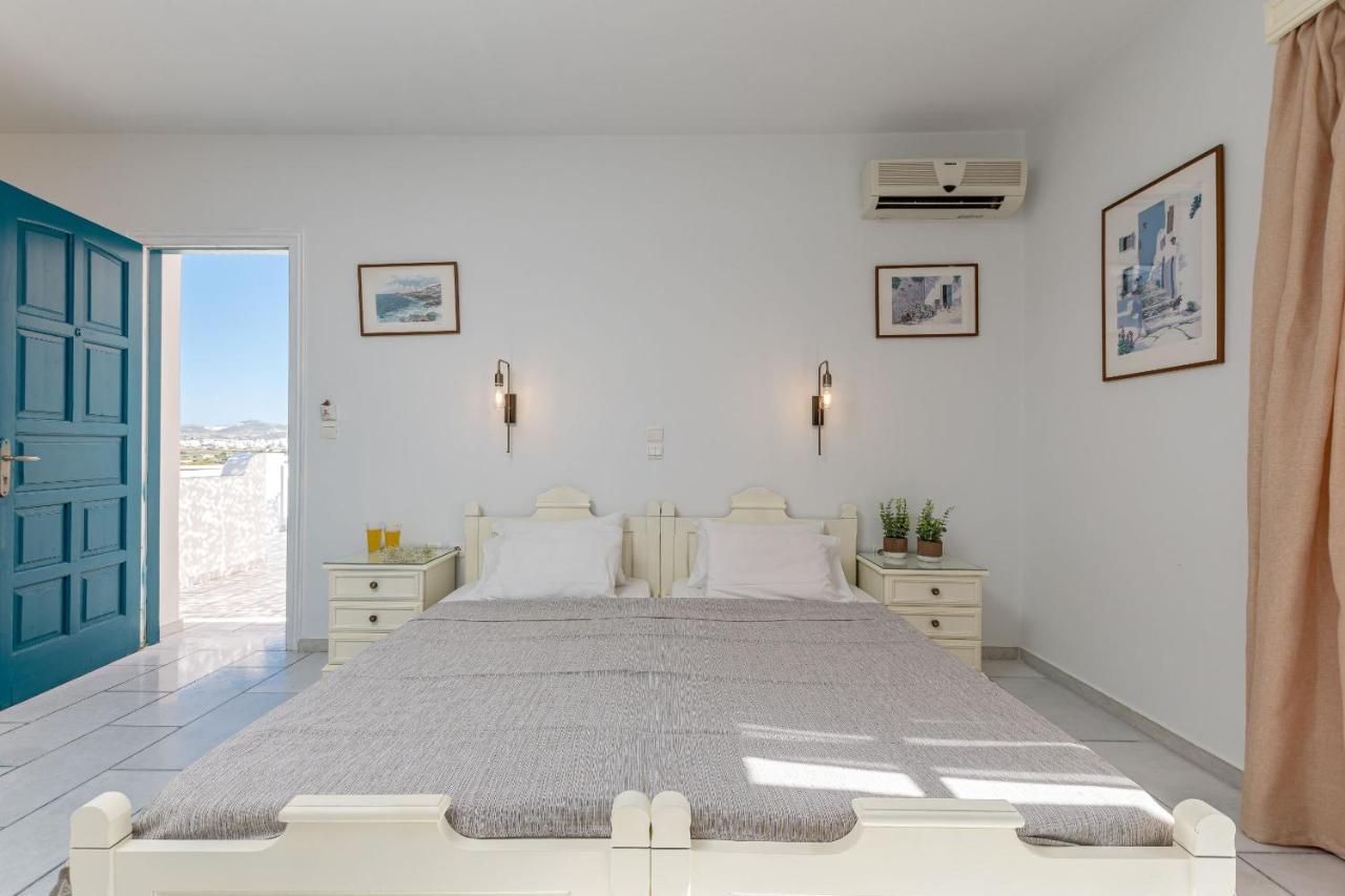 Golden Silence Apartment *
