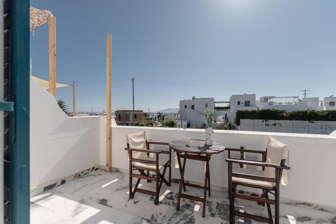 Golden Silence Apartment *