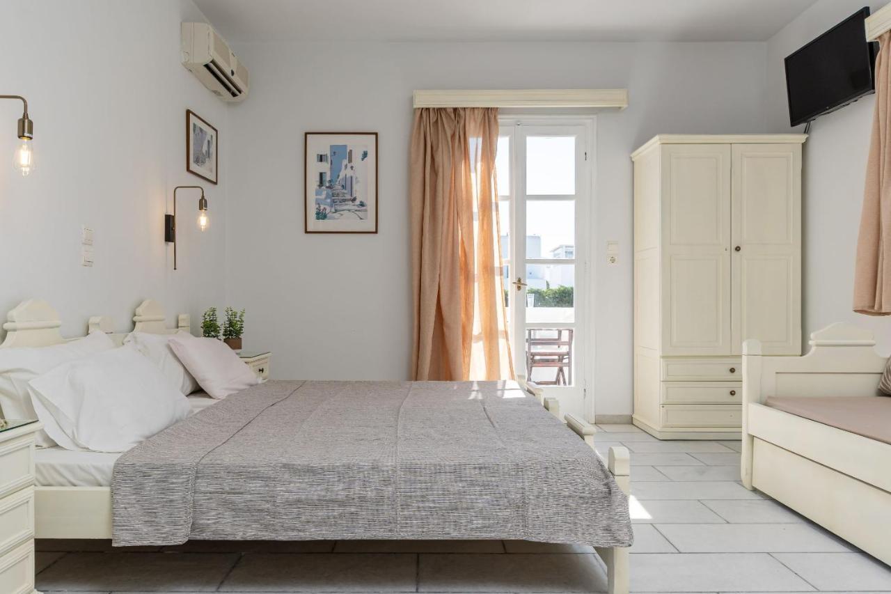Golden Silence Apartment *